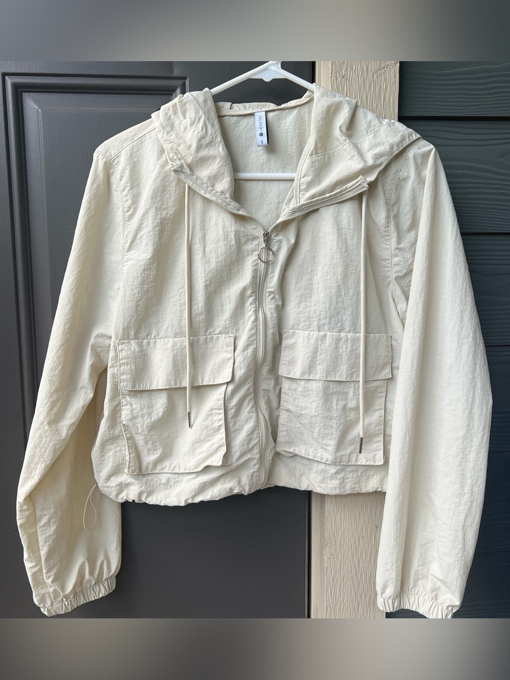 Cropped rain jacket